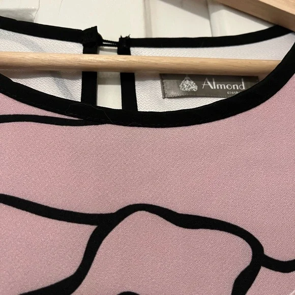 Pink / Rose Abstract Floral Line Print Cutout Sleeve Top Size Large L - Picture 3 of 6